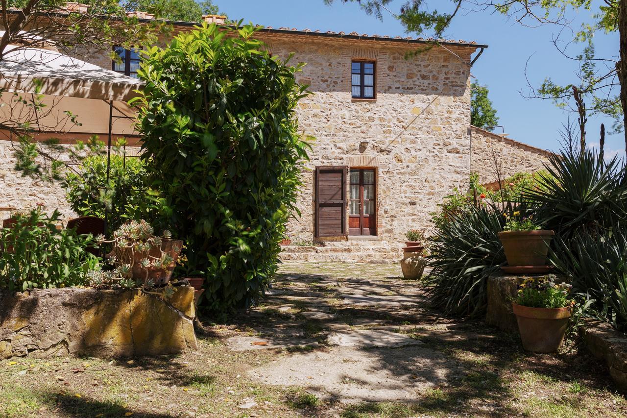 Agriturismo Santa Caterina Castelnuovo di Val di Cecina Exterior foto